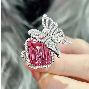 Ново цветен розов диамантен пръстен с пеперуда, женски пръстен с хладен вятър, пълно диамантен пръстен, темперамент Жокера
