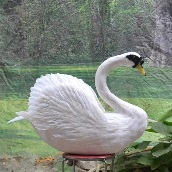 Европейски стил, бяла имитация на лебед, на играчка от пяна и перо, красива модел лебед, подарък от около 60x75 см 2419