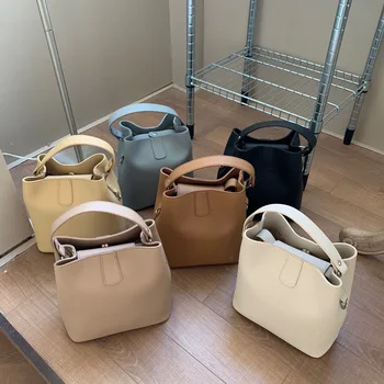 Дамски дизайнерски чанти с шарени личи, ежедневни мека чанта чанта, луксозни дамски чанти през рамо, високо качество на портфейли, на новост