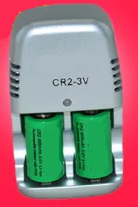 Безплатна доставка 3 В CR2 800 mah литиева акумулаторна батерия, плюс зарядно устройство означава 2 бр. батерия + 1 бр. зарядно за фотоапарат