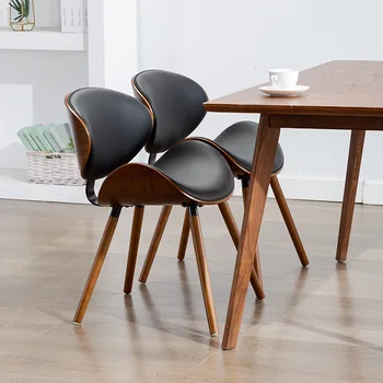 Европейският модерен прост луксозен стол с облегалка, малък семеен под формата на бръмбар, компактен практичен кът за стол от масивна дървесина и кожа